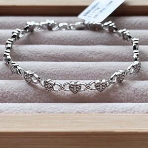 B017 | Natural Diamond Heart Link Bracelet